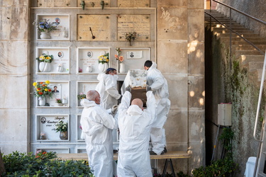 Genova, Sori, cimitero - spostamento precauzionale salme causa r