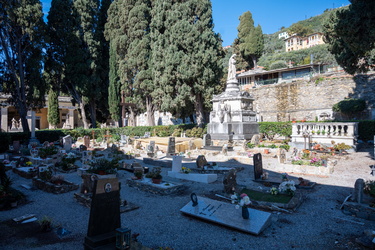 Genova, Sori, cimitero - spostamento precauzionale salme causa r