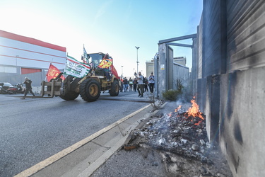corteo Sciopero ex ilva 02102023-16
