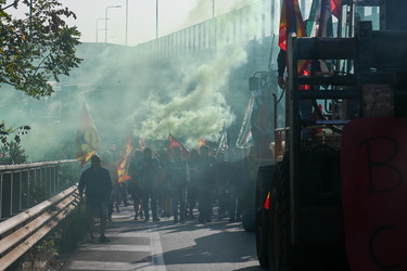 corteo Sciopero ex ilva 02102023-42