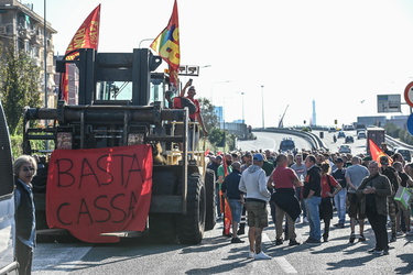 corteo Sciopero ex ilva 02102023-51