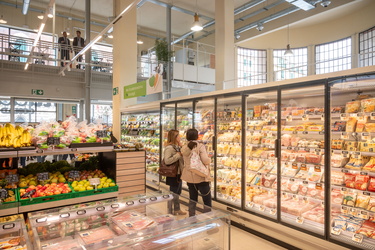 Genova, ex mercato del pesce piazza Cavour - apertura supermerca