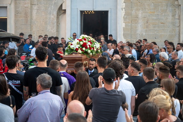 Genova, Nervi - chiesa di San Siro - funerale ragazzo 22enne sco