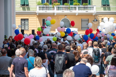 Genova, Pegli, chiesa Immacolata - funerale bambina 5 anni tragi