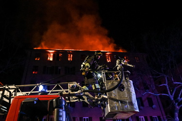 incendio via piacenza 14022023-16