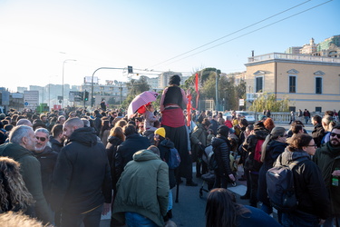 Genova, manifestazione contro lo sgombero del centro sociale Zap