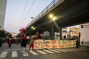 Genova, manifestazione contro lo sgombero del centro sociale Zap