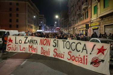 Genova, manifestazione contro lo sgombero del centro sociale Zap