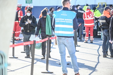 migranti Geo Barents 16122023-8245