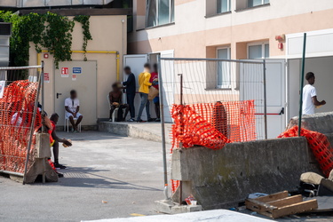 Genova, San Benigno - centro temporaneo migranti