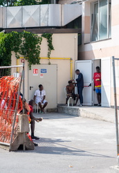 Genova, San Benigno - centro temporaneo migranti