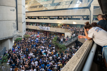 Genova, corte lambruschini - protesta tifosi sampdoria