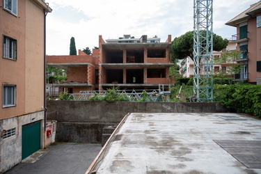 Genova , Albaro - via Bosio 2 - palazzo in costruzione