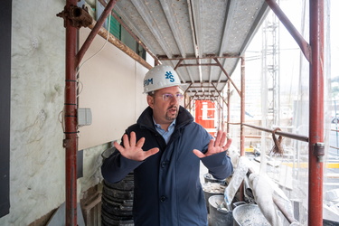 Genova, via Porro - dentro i palazzi sgomberati di via Porro, do