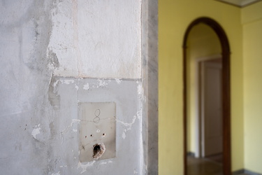 Genova, via Porro - dentro i palazzi sgomberati di via Porro, do