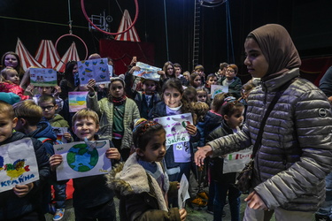 Gravity Circus solidarieta Ucraina Palestina