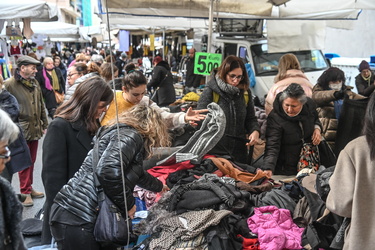 ambulanti mercato marassi legge concorrenza 03012023-232