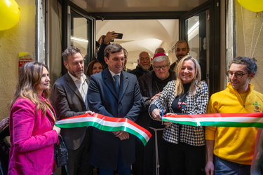 Genova, via del Campo - apertura nuovo mercatino coperto di Cold