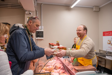 Genova, via del Campo - apertura nuovo mercatino coperto di Cold