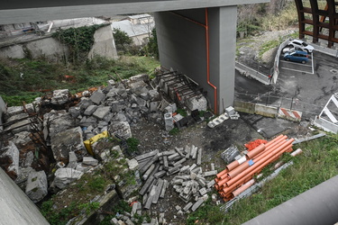 resti molo porto antico lagaccio 
