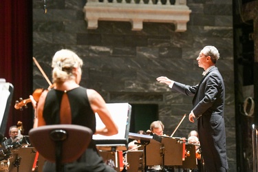 Genova, teatro carlo felice, concerto per vittime ponte morandi