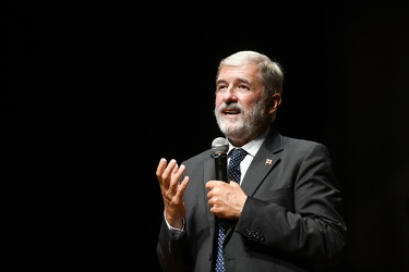 Genova, teatro carlo felice, concerto per vittime ponte morandi