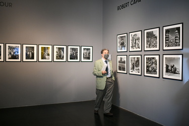 Genova, palazzo Ducale - inaugurata mostra fotografica su fotogr