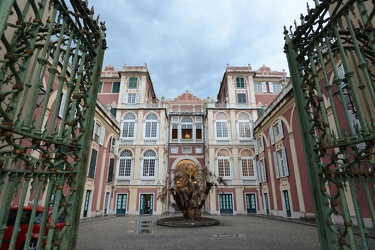 Genova, Palazzo Reale - inaugurazione nuova stanza stucchi fiori