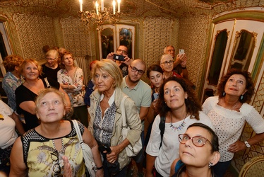 Genova, Palazzo Reale - inaugurazione nuova stanza stucchi fiori