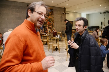 Genova - teatro Carlo Felice - aperitivo per beneficenza