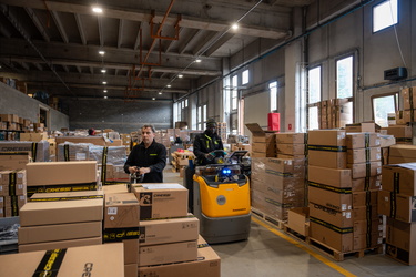 Genova, via Adamoli - azienda storica Cressi Sub