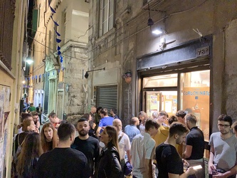 Genova, locali storici tradizionali - il bar degli asinelli in v