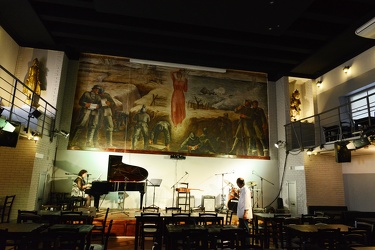 Genova - nostradamus risto pub presso ex casa del mutilato