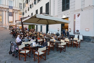 Genova - piazza Matteotti - bar pasticceria Douce