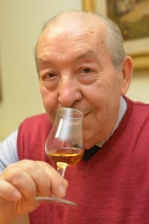 Genova - maestro distillatore Luigi Barile, titolare omonima azi
