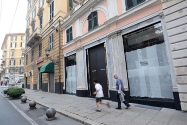 Genova, via Roma - nuovo negozio Vinicio al 61R