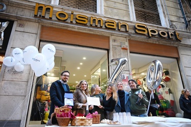 Genova, via Luccoli - negozio storico Moisman Sport compie 70 an
