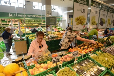 Genova - supermercato Basko in via Emilia a Molassan