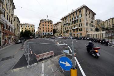 Genova - via Serra - lamentele per il cantiere