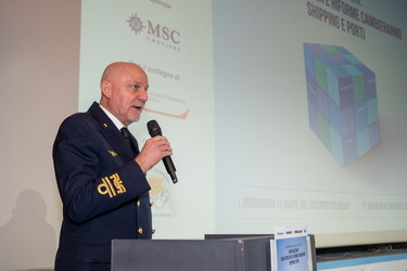 Genova, X Forum Shipping e international transport