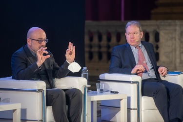 Genova, palazzo Ducale, sala maggior consiglio - convegno Italia