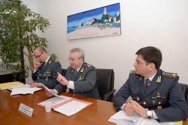 Genova - conferenza stampa guardia di finanza 