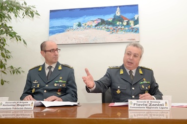 Genova - conferenza stampa guardia di finanza 