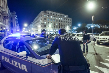 polizia di stato notte generiche 102017-4434