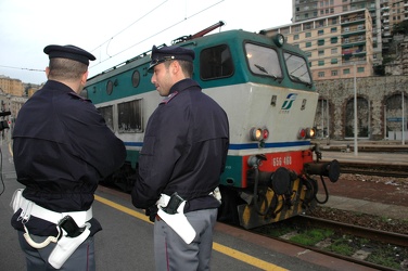 Stazione Brignole - pendolari e controlli polizia