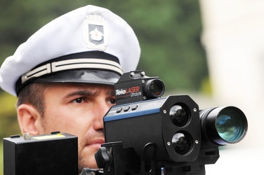 Genova - corso europa - polizia municipale autovelox