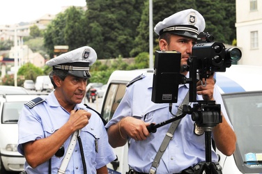 Genova - corso europa - polizia municipale autovelox