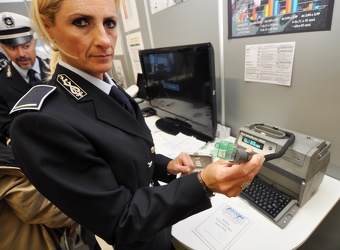 Genova - la polizia municipale al festival della scienza