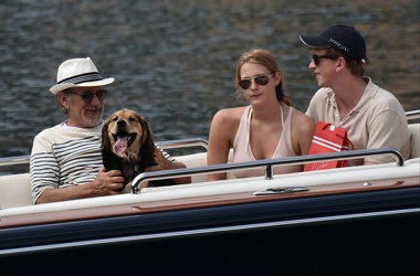 Portofino Agosto 2015 - Steven Spielberg con figlia e cagnolino