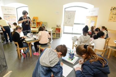 Genova, biblioteca per ragazzi De Amicis - laboratorio riciclo e